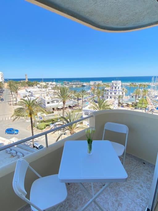 Lovely 1 Bedroom Apartment With Sea Views And Pool Estepona Buitenkant foto