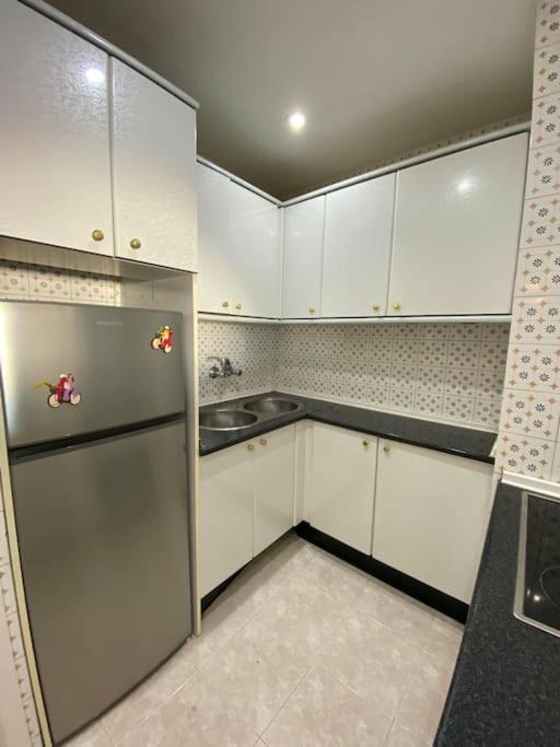 Lovely 1 Bedroom Apartment With Sea Views And Pool Estepona Buitenkant foto