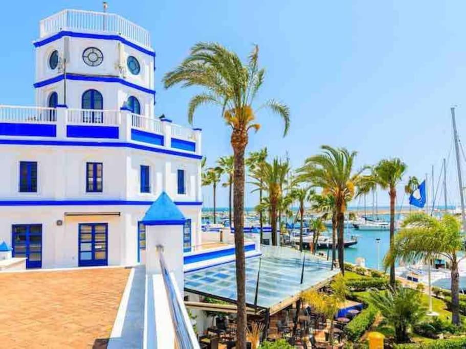 Lovely 1 Bedroom Apartment With Sea Views And Pool Estepona Buitenkant foto