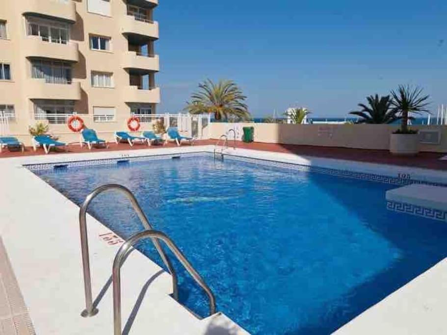 Lovely 1 Bedroom Apartment With Sea Views And Pool Estepona Buitenkant foto
